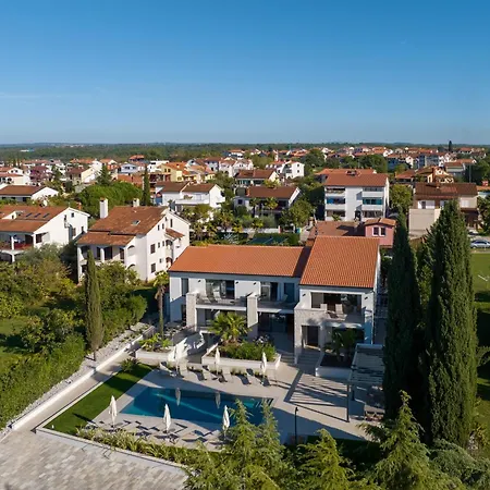Laresidenza Istria Apartment *