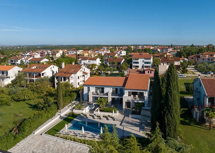 Laresidenza Istria Apartment *