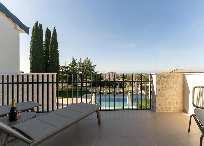 Laresidenza Istria Apartment *